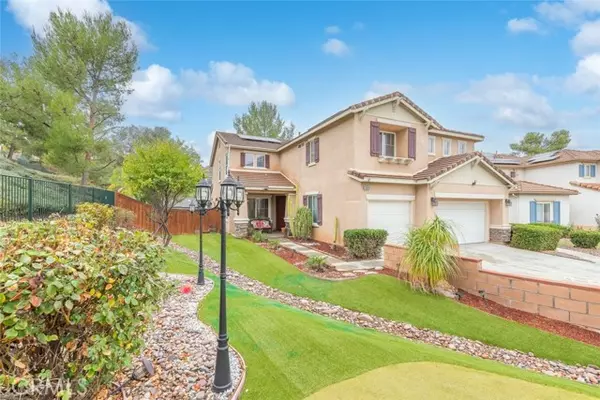 Lake Elsinore, CA 92532,31923 Hyacinth Court