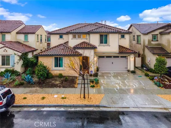 Ontario, CA 91761,3384 E Tree Blossom