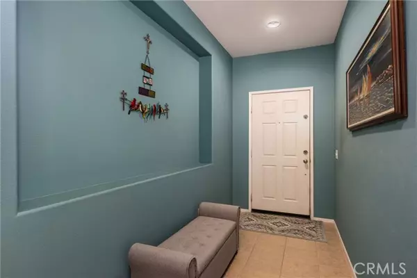 Banning, CA 92220,933 Driftwood