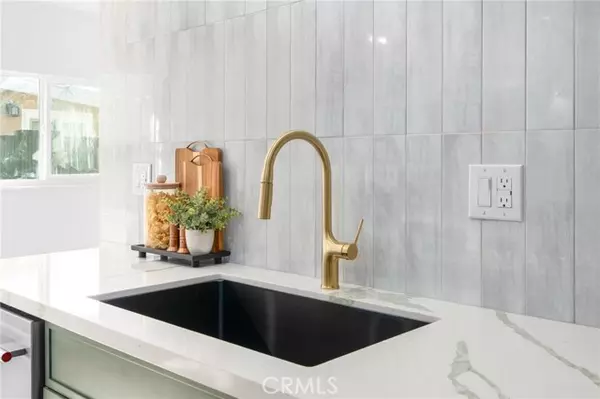 Huntington Beach, CA 92647,17381 Meer