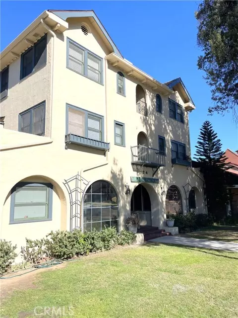 24 W Olive Avenue, Redlands, CA 92373