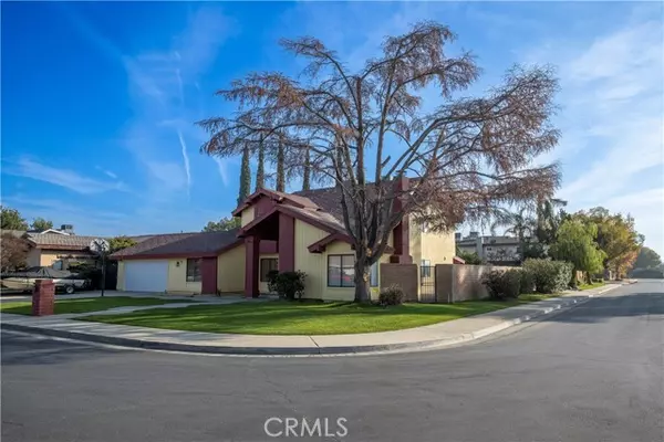 7813 Nairn Court, Bakersfield, CA 93309