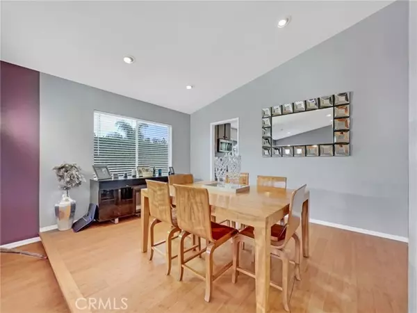 Pomona, CA 91766,51 Rolling Hills Dr