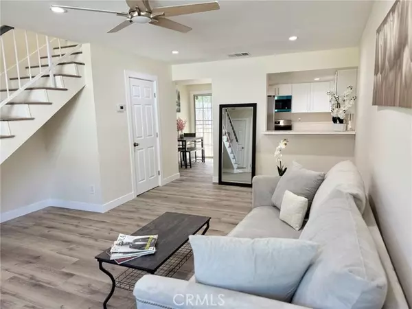 Compton, CA 90220,810 W Compton Blvd #7