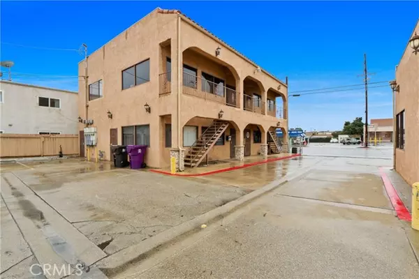 Long Beach, CA 90810,3668 Santa Fe Avenue