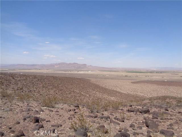 1 Rocky View Rd., Newberry Springs, CA 92327