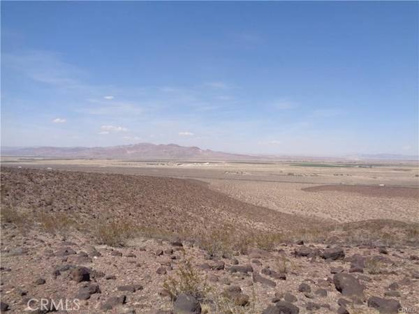 1 Rocky View Rd., Newberry Springs, CA 92327