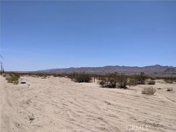 0 None, Joshua Tree, CA 92277