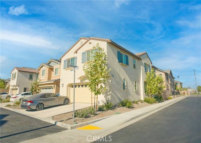 16076 Maestro Way, Fontana, CA 92336