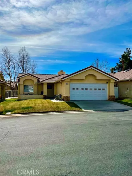 2906 Summer Set Circle, Banning, CA 92220