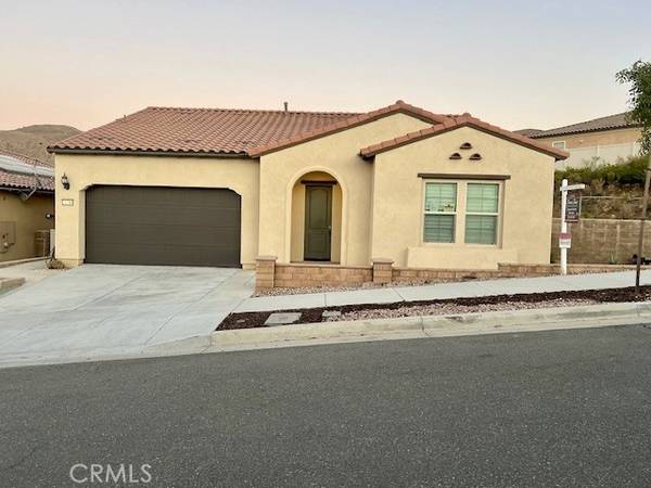 24280 Crestley Drive, Corona, CA 92883