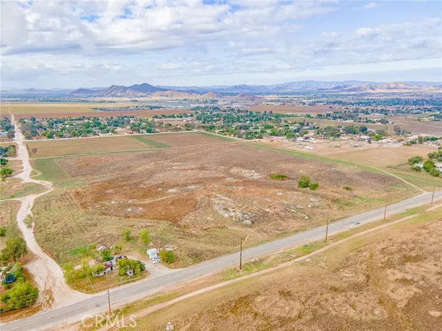 23489 Mapes Road, Romoland, CA 92585