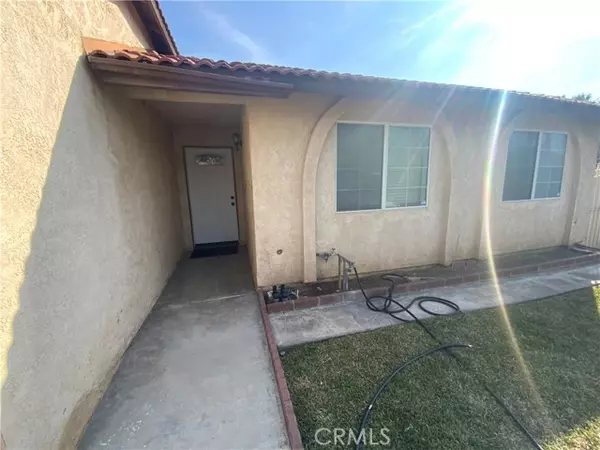 Fontana, CA 92335,15723 Granada Avenue