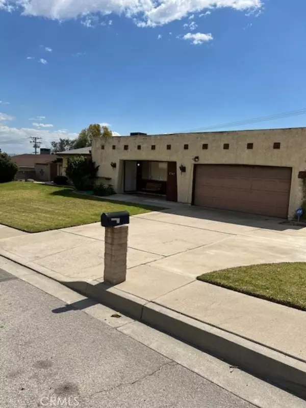 2347 Mesquite, San Bernardino, CA 92404