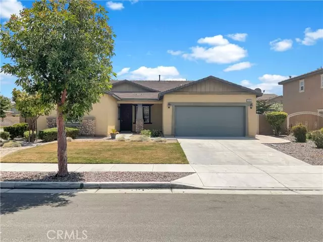 Eastvale, CA 92880,6886 Riverglen Court