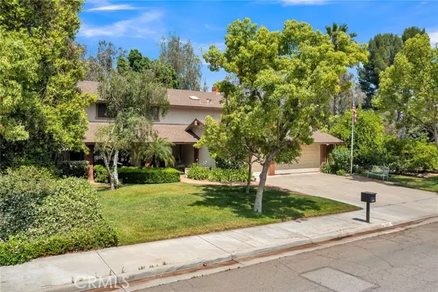 Riverside, CA 92506,5305 Lescoe Court