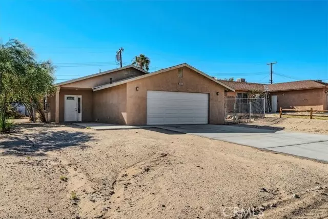 Twentynine Palms, CA 92277,5988 Cahuilla Avenue