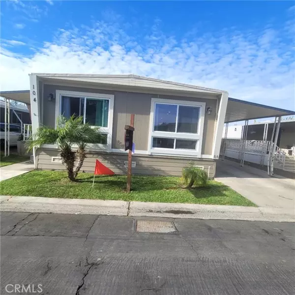 Tustin, CA 92780,104 Malaga #104