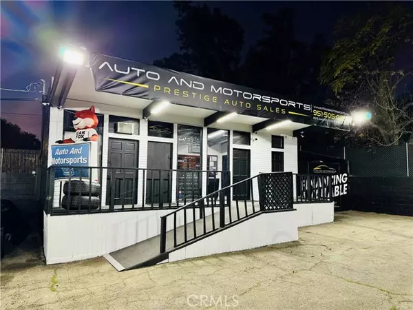 Riverside, CA 92501,2975 Market St