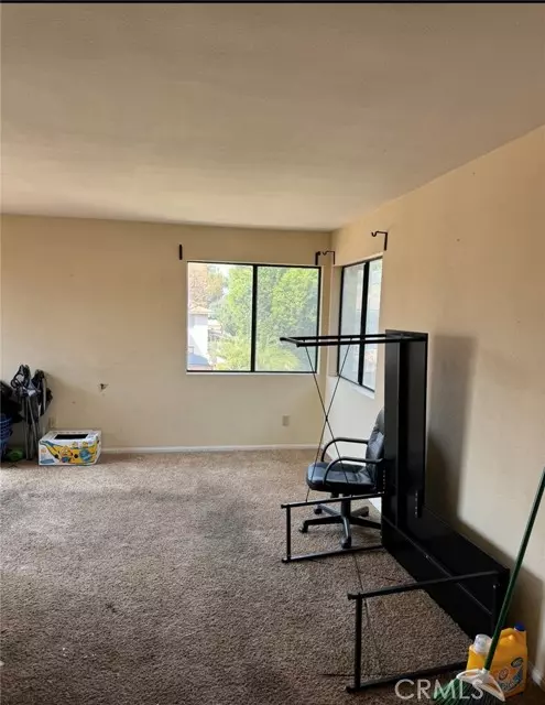 Riverside, CA 92507,1333 Massachusetts Avenue #201