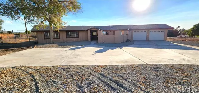 16257 Saint Timothy Road, Apple Valley, CA 92307