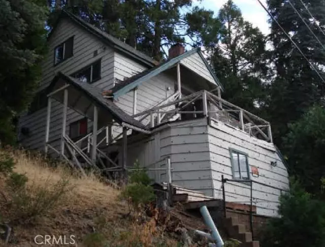 113 Fremont Road, Lake Arrowhead, CA 92352