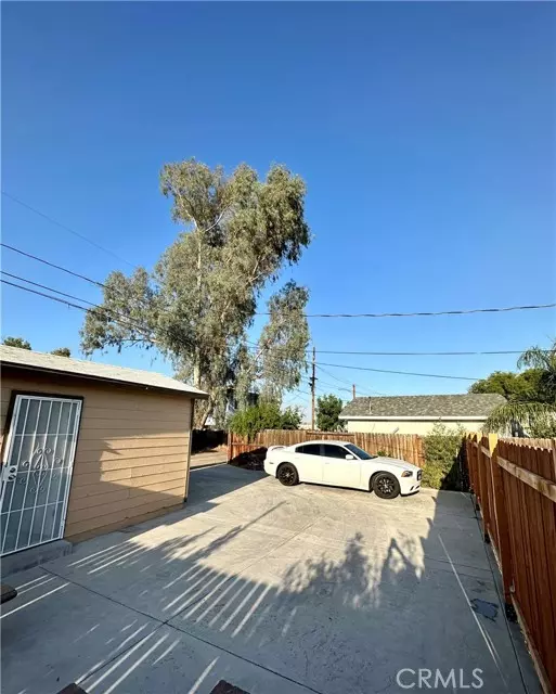 Perris, CA 92570,362 E 7th Street #2