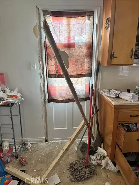 Barstow, CA 92311,851 Flora Street