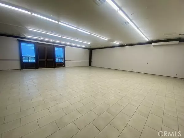 Covina, CA 91723,211 N Citrus Avenue