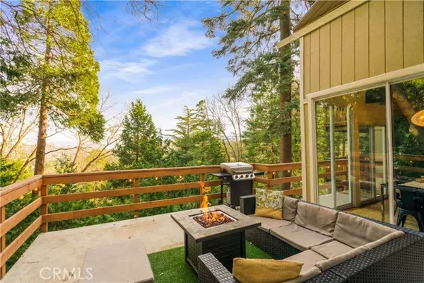 Lake Arrowhead, CA 92352,579 E Victoria Court
