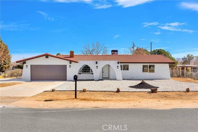 13101 Algonquin Road, Apple Valley, CA 92308