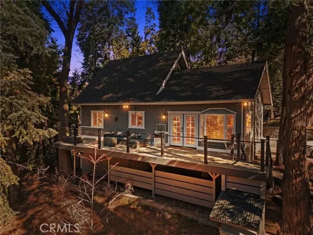 28830 Potomac Drive, Lake Arrowhead, CA 92352