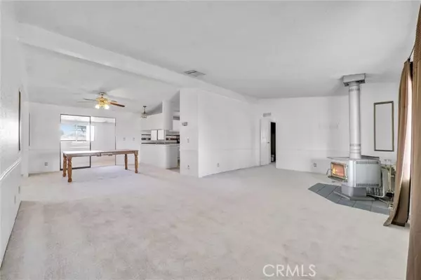 Phelan, CA 92371,10164 White Road
