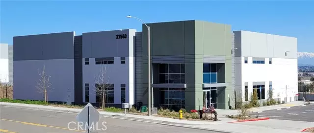 27562 Via Industria, Temecula, CA 92590