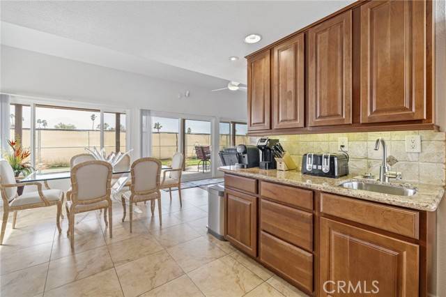 76851 Oklahoma Avenue, Palm Desert, CA 92211
