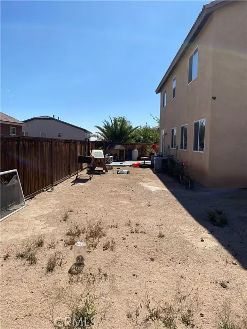 Hesperia, CA 92344,14064 Gold Street