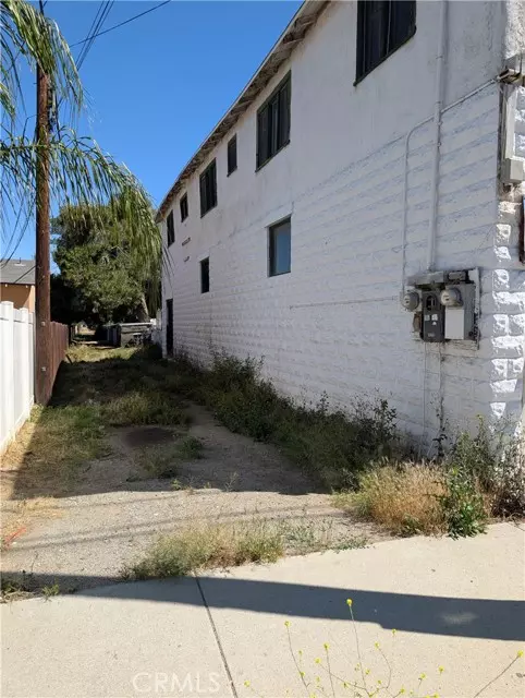 Riverside, CA 92507,1071 Center Street