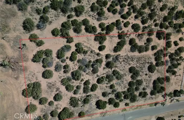 Oak Hills, CA 92344,11075 Heartland Circle