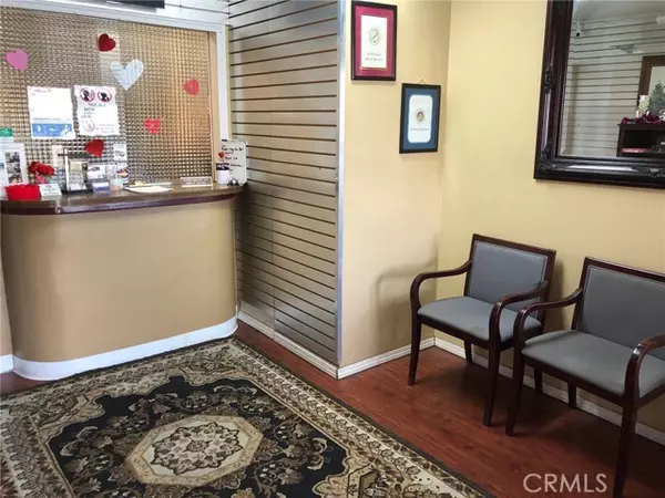 Colton, CA 92324,595 N La Cadena Drive