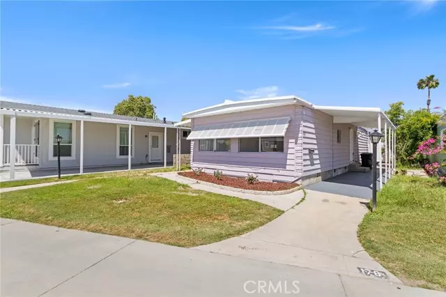 Eastvale, CA 91752,5800 Hamner Avenue #178