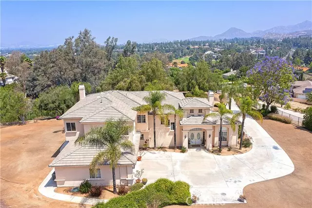 5891 Via susana, Riverside, CA 92506