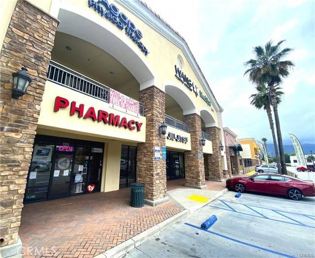 Glendora, CA 91740,1315 S Grand Avenue