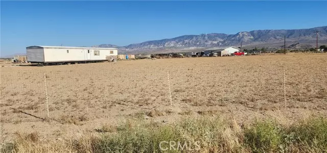 Lucerne Valley, CA 92356,32435 Lake Street