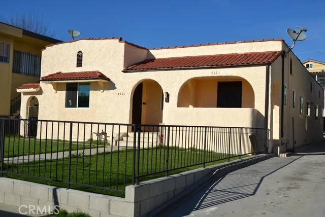 4533 Saturn Street, Los Angeles, CA 90019