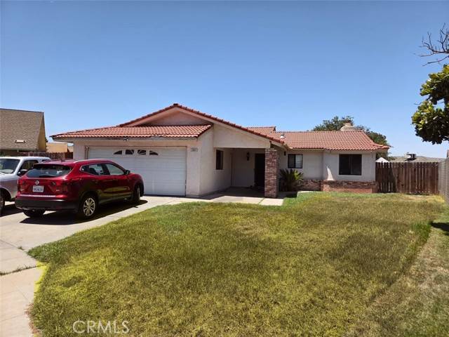 3644 Manila Avenue, Clovis, CA 93612