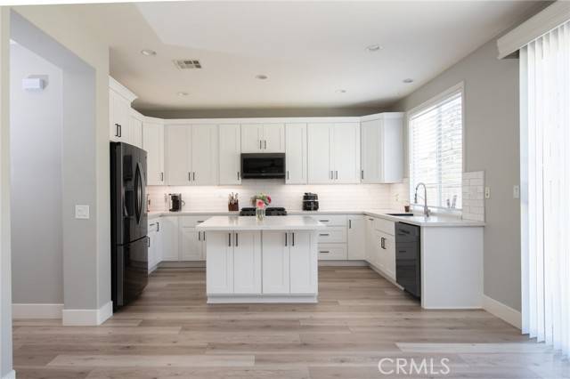 Yucaipa, CA 92399,11692 Bluegrass Road