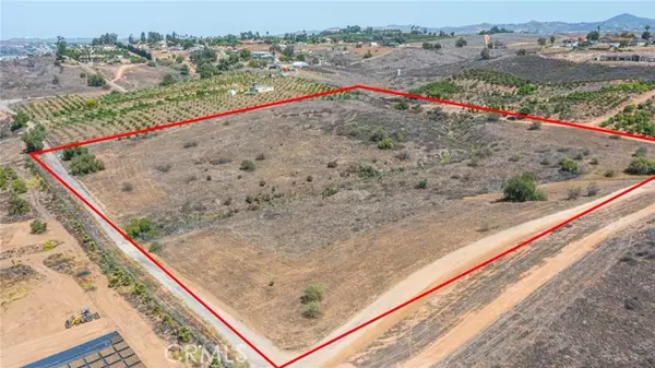 0 Vista Del Lago Dr., Riverside, CA 92503