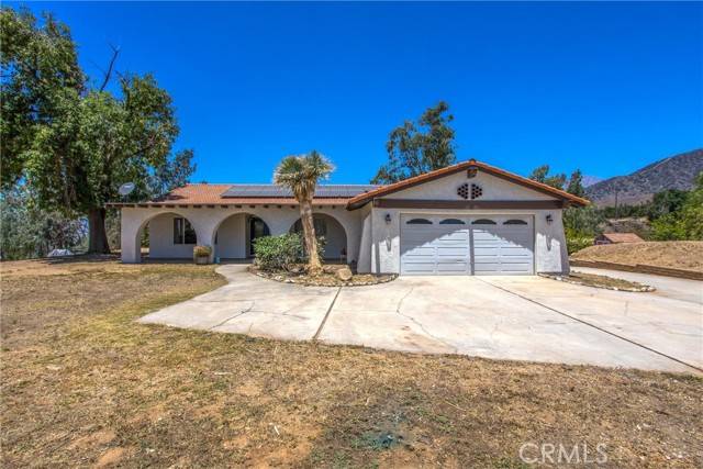 Mentone, CA 92359,32272 Florida Avenue
