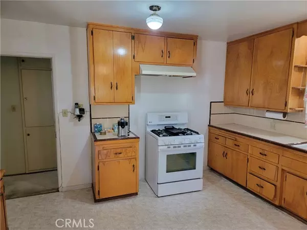 Upland, CA 91786,937 Sycamore Court