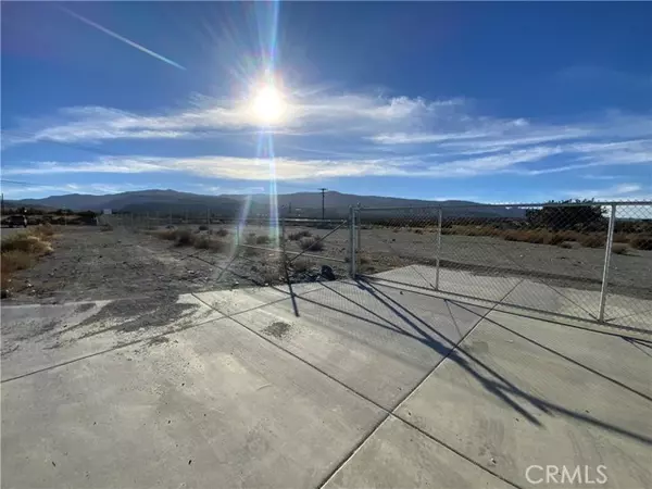 Pinon Hills, CA 92372,2424 Phelan Road